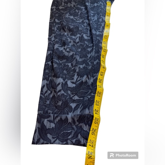 Athleta Trekkie North Jogger Pants Zip Pockets Blue Floral Print Womens Size 12 - Picture 11 of 12